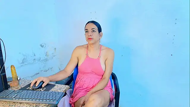 Oh Tique online show from March 17, 2026, 1:03 pm