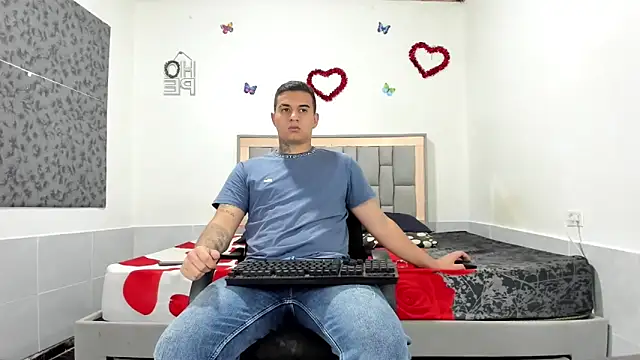 Snapshot of simookeler chatting on October 2, 2025, 10:29 am simookeler online show from October 2, 2025, 10:29 am