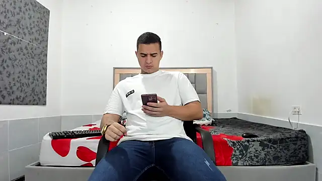 simookeler online show from March 5, 2026, 9:50 am