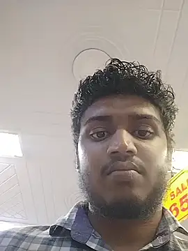 Snapshot of heartless__95 chatting on November 3, 2025, 11:03 am heartless 95 online show from November 3, 2025, 11:03 am