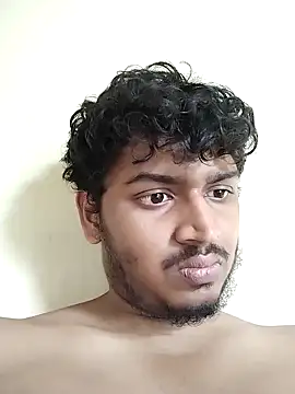 Snapshot of heartless__95 chatting on October 23, 2025, 2:43 am heartless 95 online show from October 23, 2025, 2:43 am