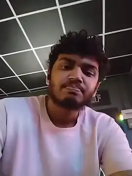 Snapshot of heartless__95 chatting on November 9, 2025, 2:04 am heartless 95 online show from November 9, 2025, 2:04 am