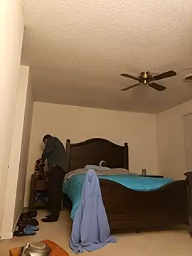 Bigtater1999 online show from November 24, 2025, 11:05 pm