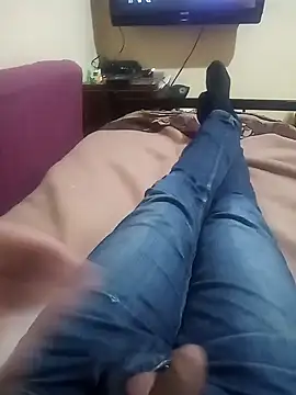 fercxxxho25 online show from September 29, 2025, 5:14 am