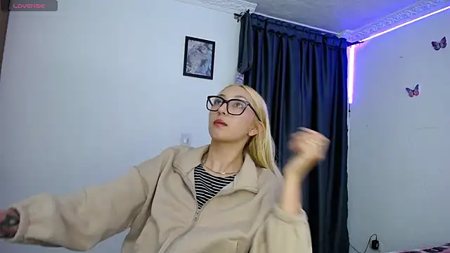 Soffy-brooks online show from April 12, 2026, 3:10 am