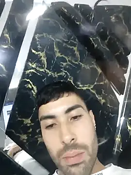 Joosee1696 online show from April 14, 2026, 1:43 am