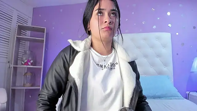 scarlette 15  online show from February 20, 2026, 3:03 am