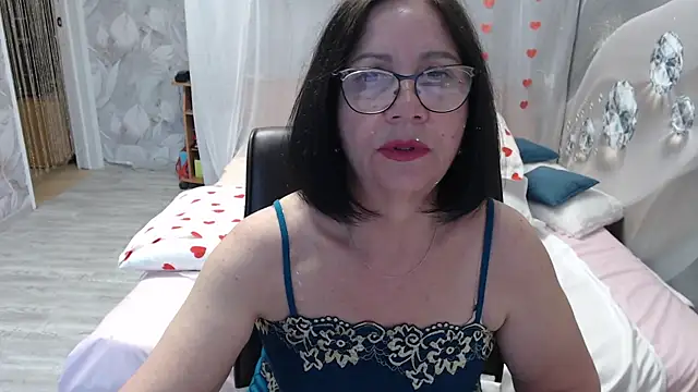 OlgaHottie online show from May 15, 2026, 11:47 pm