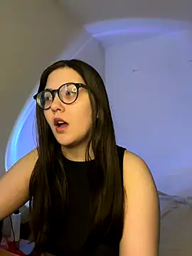 Prudie Gabriella online show from September 24, 2025, 1:28 pm