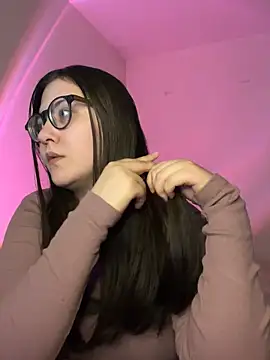 Prudie Gabriella online show from September 26, 2025, 1:29 pm