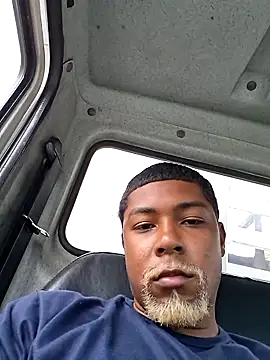 Snapshot of Pr3To021 chatting on September 23, 2025, 2:57 pm Pr3To021 online show from September 23, 2025, 2:57 pm