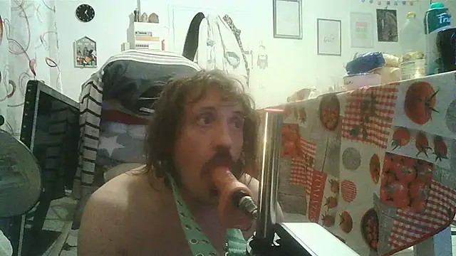 cyril020202 online show from October 24, 2025, 6:23 am