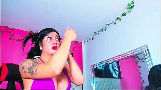 Snapshot of ZachaTompson chatting on January 18, 2026, 8:34 pm ZachaTompson online show from January 18, 2026, 8:34 pm