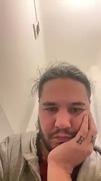 bananahot31 online show from November 1, 2025, 3:39 pm