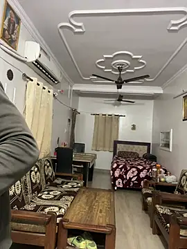 John desihunk online show from December 15, 2024, 9:45 am