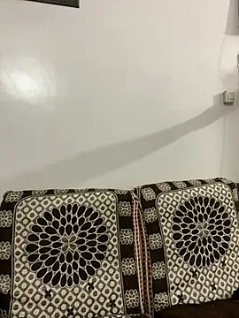 Snapshot of John_desihunk chatting on May 21, 2026, 7:22 pm John desihunk online show from May 21, 2026, 7:22 pm