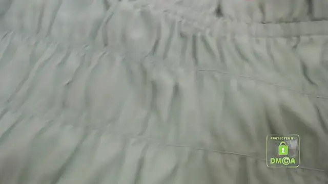 cute and hot online show from March 15, 2025, 9:41 am