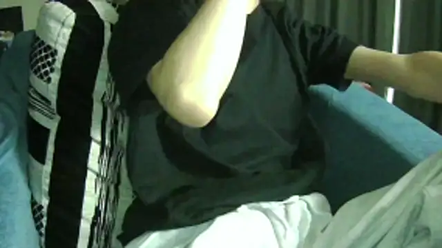 Snapshot of Ray175oo chatting on February 16, 2026, 8:35 am Ray175oo online show from February 16, 2026, 8:35 am