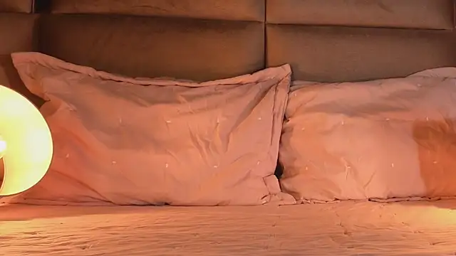 angelinepossy online show from November 28, 2025, 9:48 pm