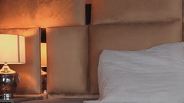 angelinepossy online show from September 15, 2025, 9:15 pm