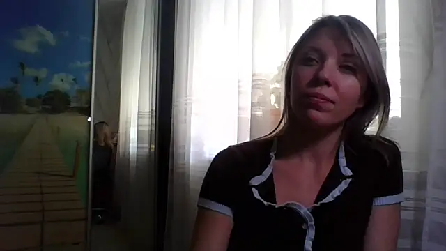 Snapshot of VelvetLove287 chatting on March 25, 2026, 1:43 pm VelvetLove287 online show from March 25, 2026, 1:43 pm