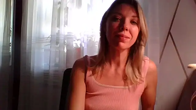 Snapshot of VelvetLove287 chatting on March 11, 2026, 6:18 am VelvetLove287 online show from March 11, 2026, 6:18 am