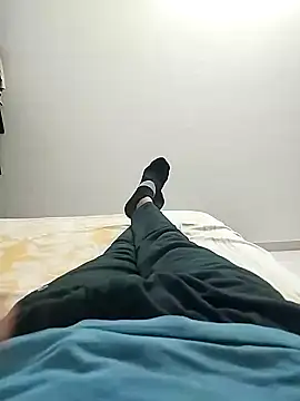 Snapshot of devilisinside9 chatting on December 23, 2024, 5:43 pm devilisinside9 online show from December 23, 2024, 5:43 pm