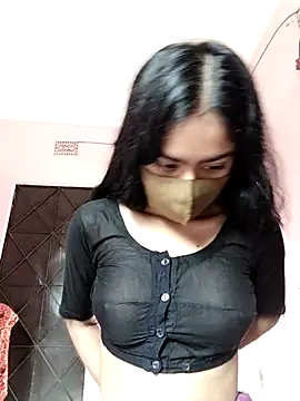 Arisha- online show from November 2, 2025, 9:03 am