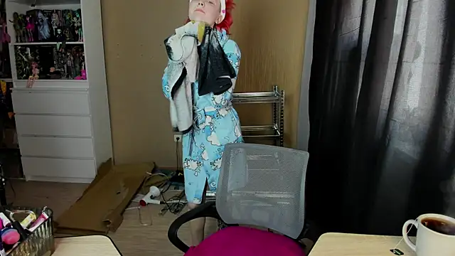 School Love online show from April 17, 2026, 7:11 am