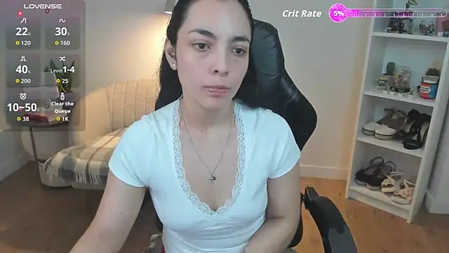  BellaEvans  online show from April 7, 2026, 4:36 am