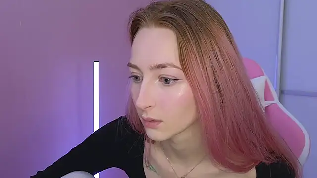 MichaDenver online show from December 16, 2024, 7:04 am