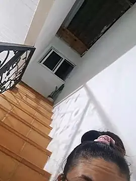 Mia Ruiz online show from October 5, 2025, 2:02 am