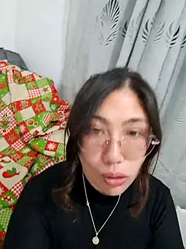 Mia Ruiz online show from October 25, 2025, 2:11 am