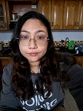 Mia Ruiz online show from October 20, 2025, 2:02 am