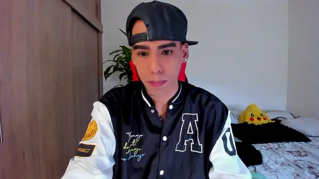 aldrinwhite online show from March 13, 2026, 5:51 pm