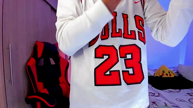 aldrinwhite online show from March 7, 2026, 8:03 pm