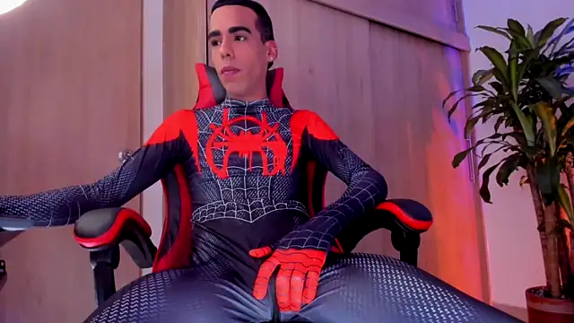 aldrinwhite online show from March 25, 2026, 7:13 pm