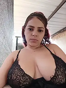 Snapshot of Mommy-Hot chatting on May 25, 2026, 1:32 pm Mommy-Hot online show from May 25, 2026, 1:32 pm