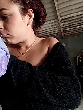 Snapshot of Mommy-Hot chatting on January 31, 2026, 7:12 pm Mommy-Hot online show from January 31, 2026, 7:12 pm