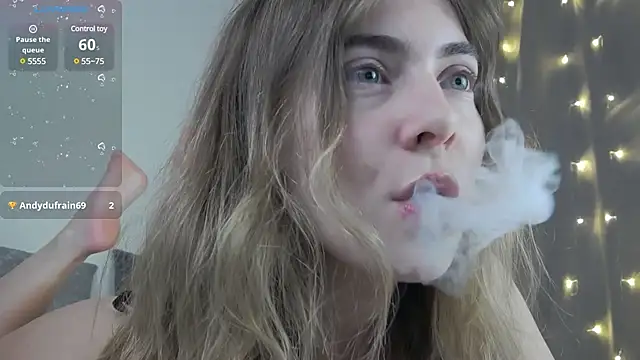 chloi hes online show from February 10, 2025, 7:17 pm