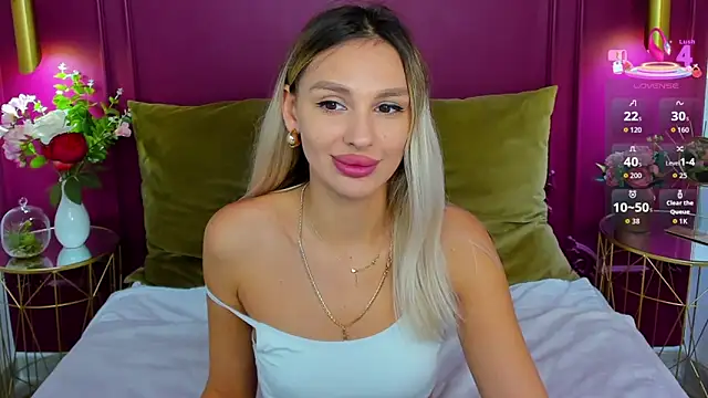 MissLoou online show from November 9, 2025, 6:17 am