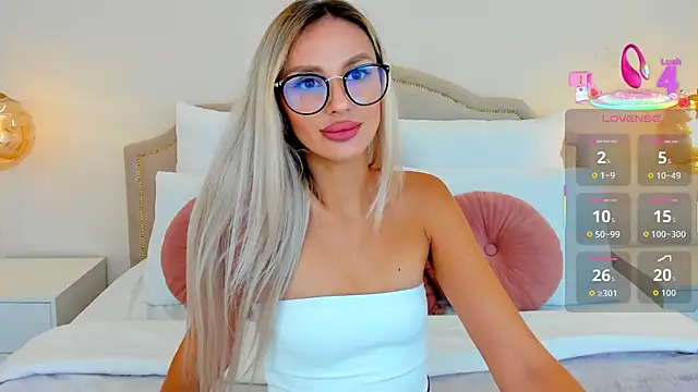 MissLoou online show from September 11, 2025, 5:07 am