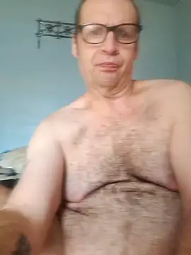 fastesttongue1680 online show from December 29, 2024, 6:38 pm