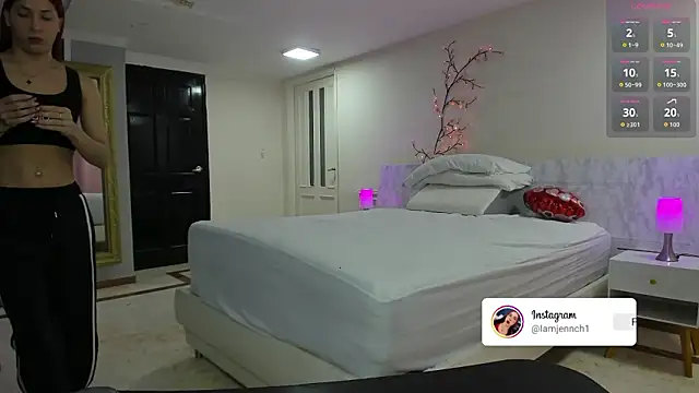 charolbruce 1 online show from February 20, 2026, 11:45 am