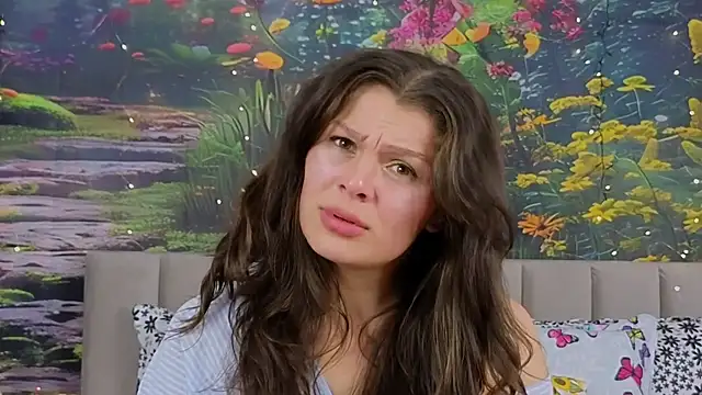 MadameDeFeu online show from March 8, 2025, 11:16 am