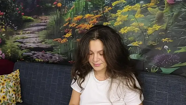 MadameDeFeu online show from October 6, 2025, 10:49 am