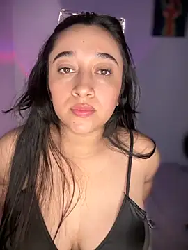 cata megan online show from September 19, 2025, 10:47 pm