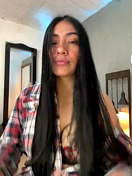 emmily d online show from October 28, 2025, 7:02 pm