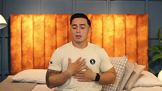 Ryan Hunt online show from October 12, 2025, 3:19 am