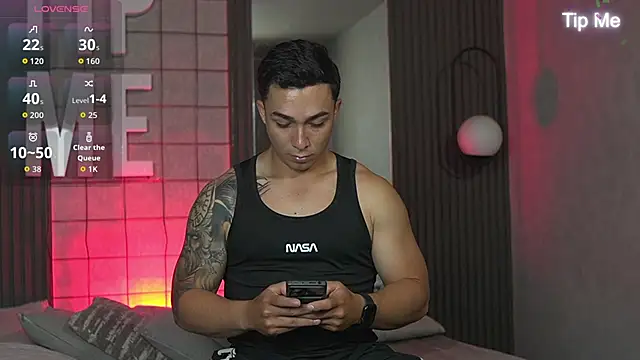 Ryan Hunt online show from September 21, 2025, 12:21 pm